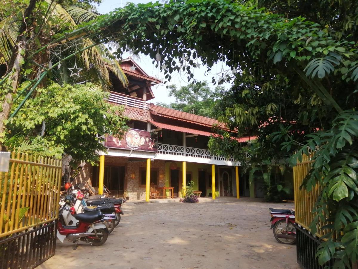 Kep Melting Potes Hotel Buitenkant foto